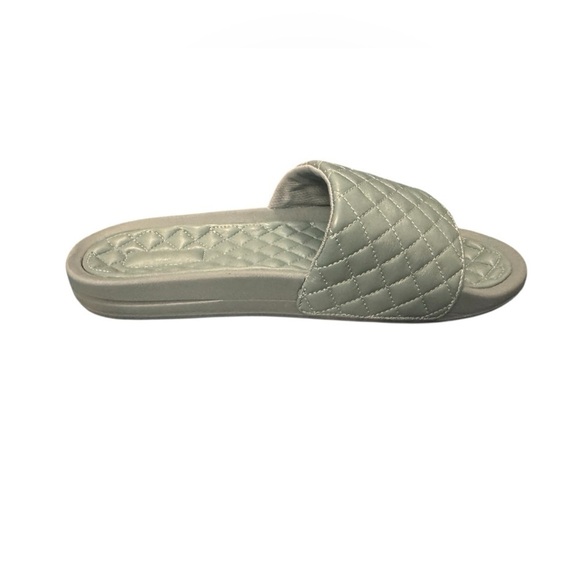 APL Quilted Blue Slide Sandals in Seaside Men’s Size 9 main image 9